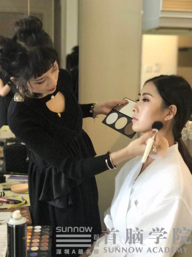首腦學院精彩詮釋美麗事業 第12屆亞洲品牌小姐總決賽完美落幕！