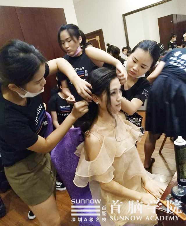 中國超級模特大賽深圳站啟動，首腦學院美麗聯動！