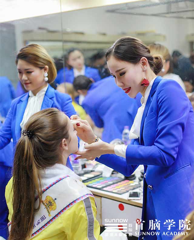 不輸維密！首腦學院助力第29屆世界模特小姐大賽，讓交流更魅力！