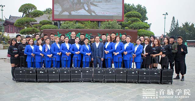 不輸維密！首腦學院助力第29屆世界模特小姐大賽，讓交流更魅力！