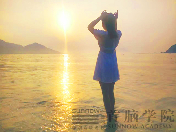 首腦學院歡樂夏游