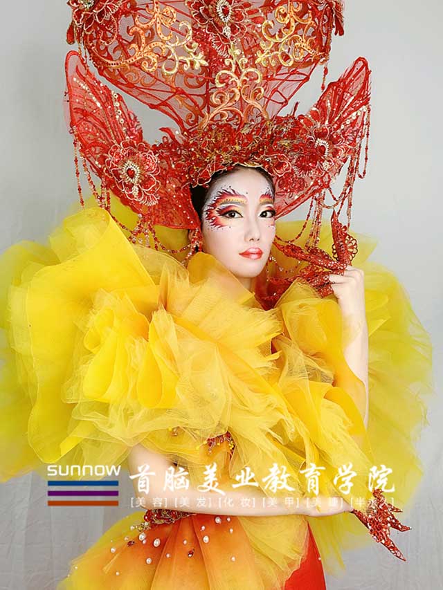 學化妝圖