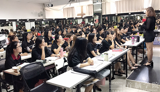 深圳化妝學習班哪個好