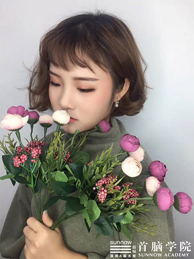 想成為專業的化妝師