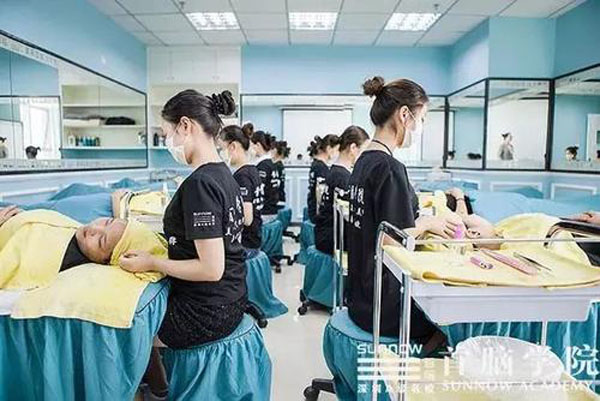 深圳學美容需要多少錢
