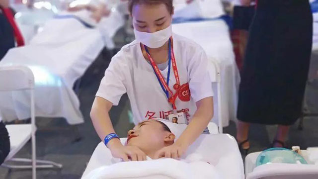首腦學校