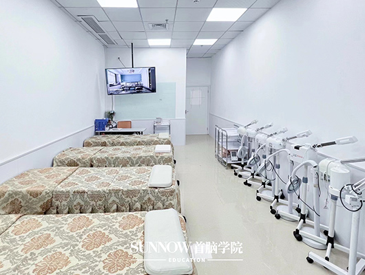 龍華清湖哪家美容培訓學校好 龍華清湖哪家美容培訓學校好