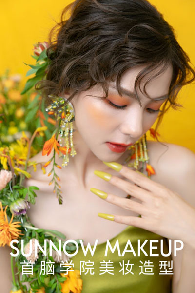 短期學化妝還要去化妝學校么？要去哪所化妝學校好呢？