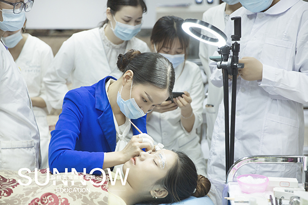 長(zhǎng)沙首腦紋繡培訓(xùn)學(xué)校